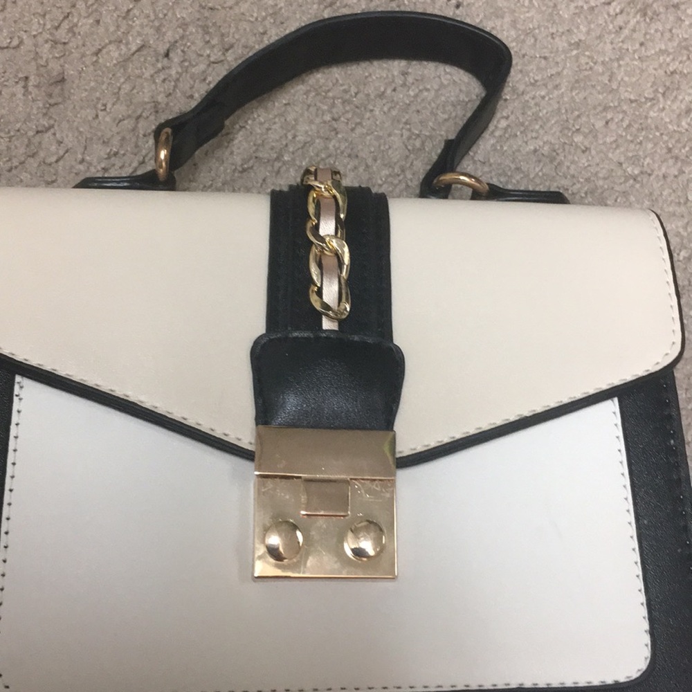 🎉SOLD🎉Crossbody bag